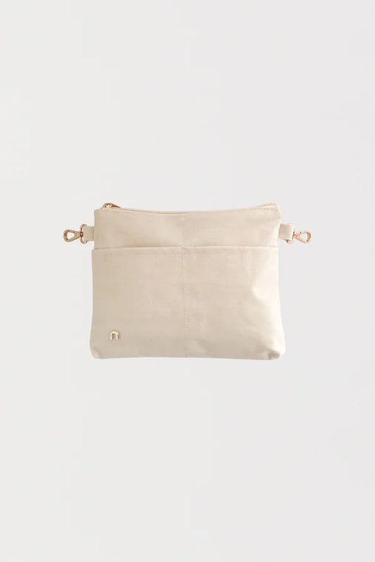 BB Essentials Pouch